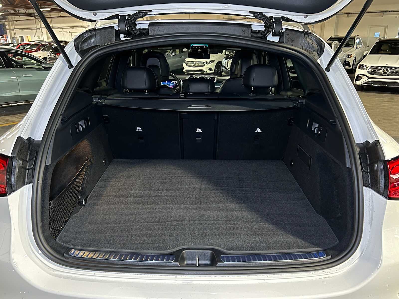 2025 Mercedes-Benz GLC 300 GLC 300