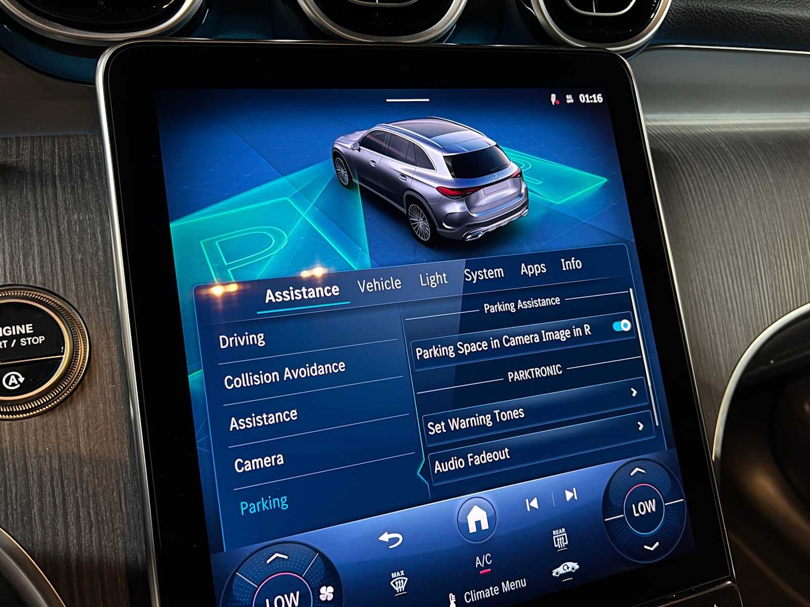 2025 Mercedes-Benz GLC 300 GLC 300