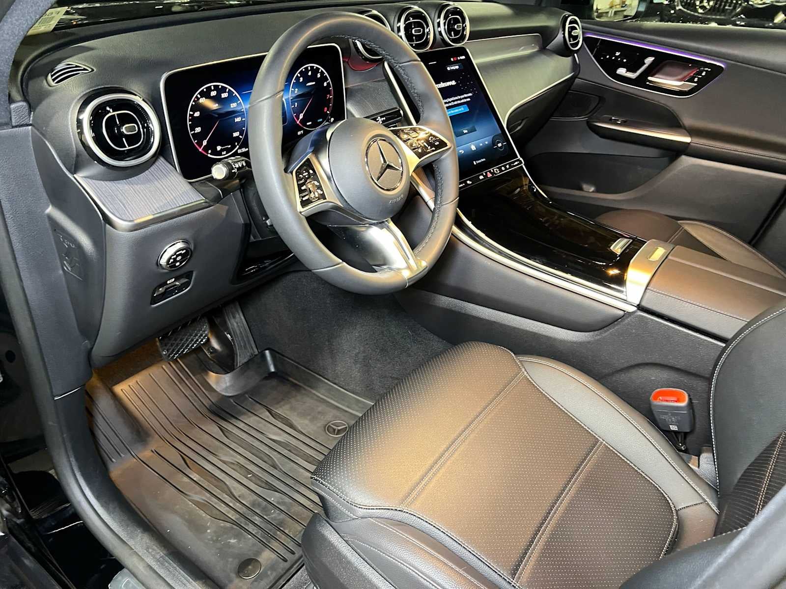 2026 Mercedes-Benz GLC 300 4MATIC® SUV