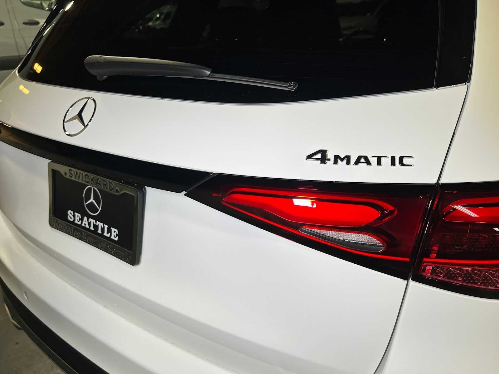 2026 Mercedes-Benz GLC 300 4MATIC® SUV
