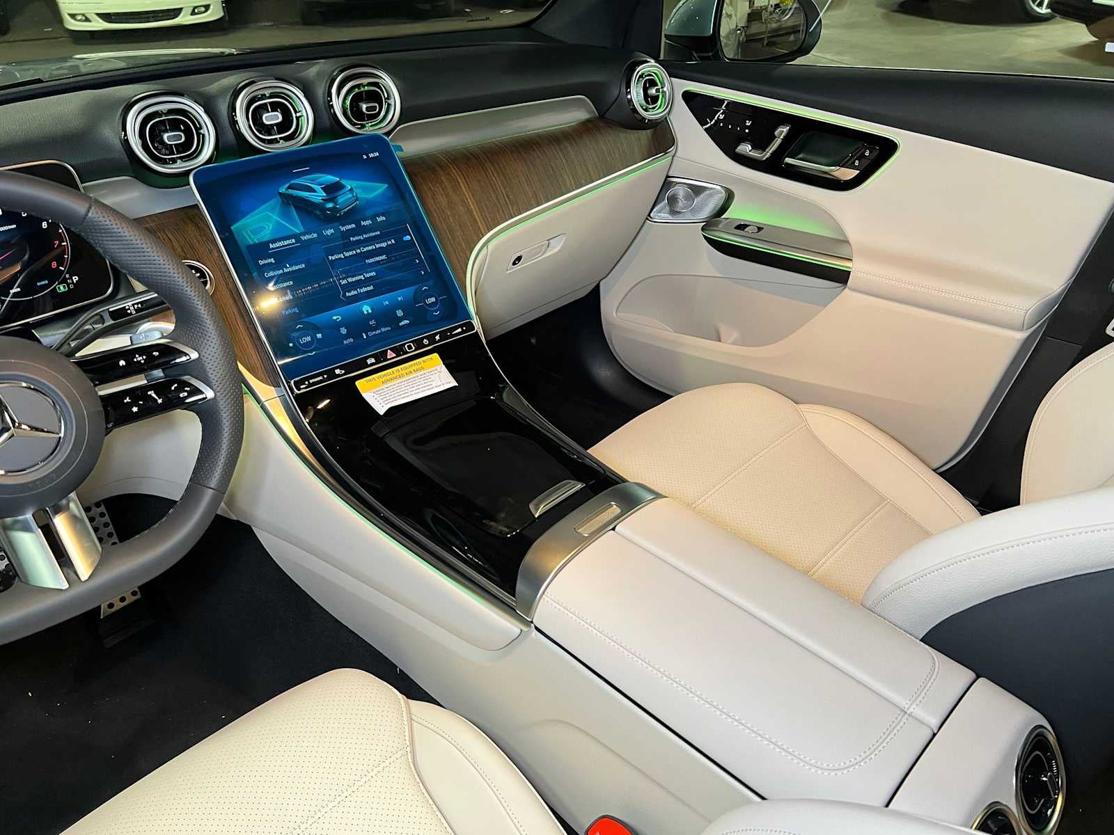 2027 Mercedes-Benz GLC 300 4MATIC® SUV