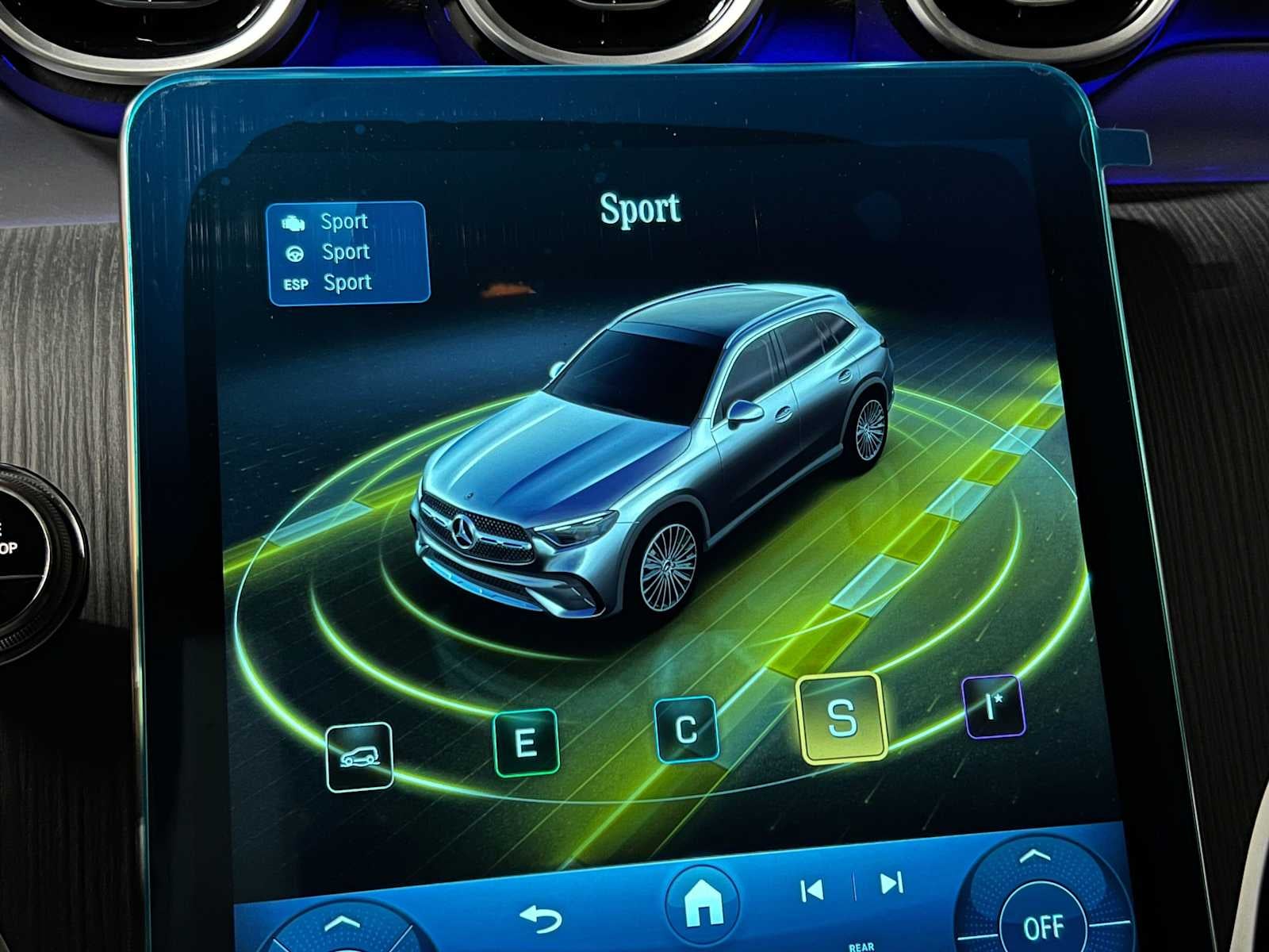 2027 Mercedes-Benz GLC 300 4MATIC® SUV