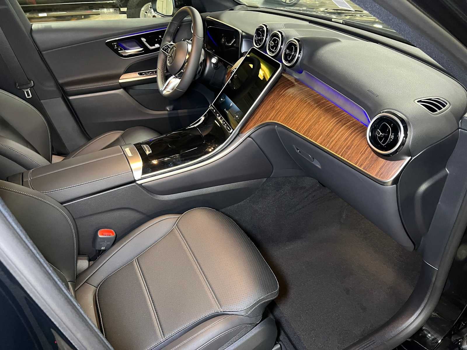 2027 Mercedes-Benz GLC 300 4MATIC® SUV