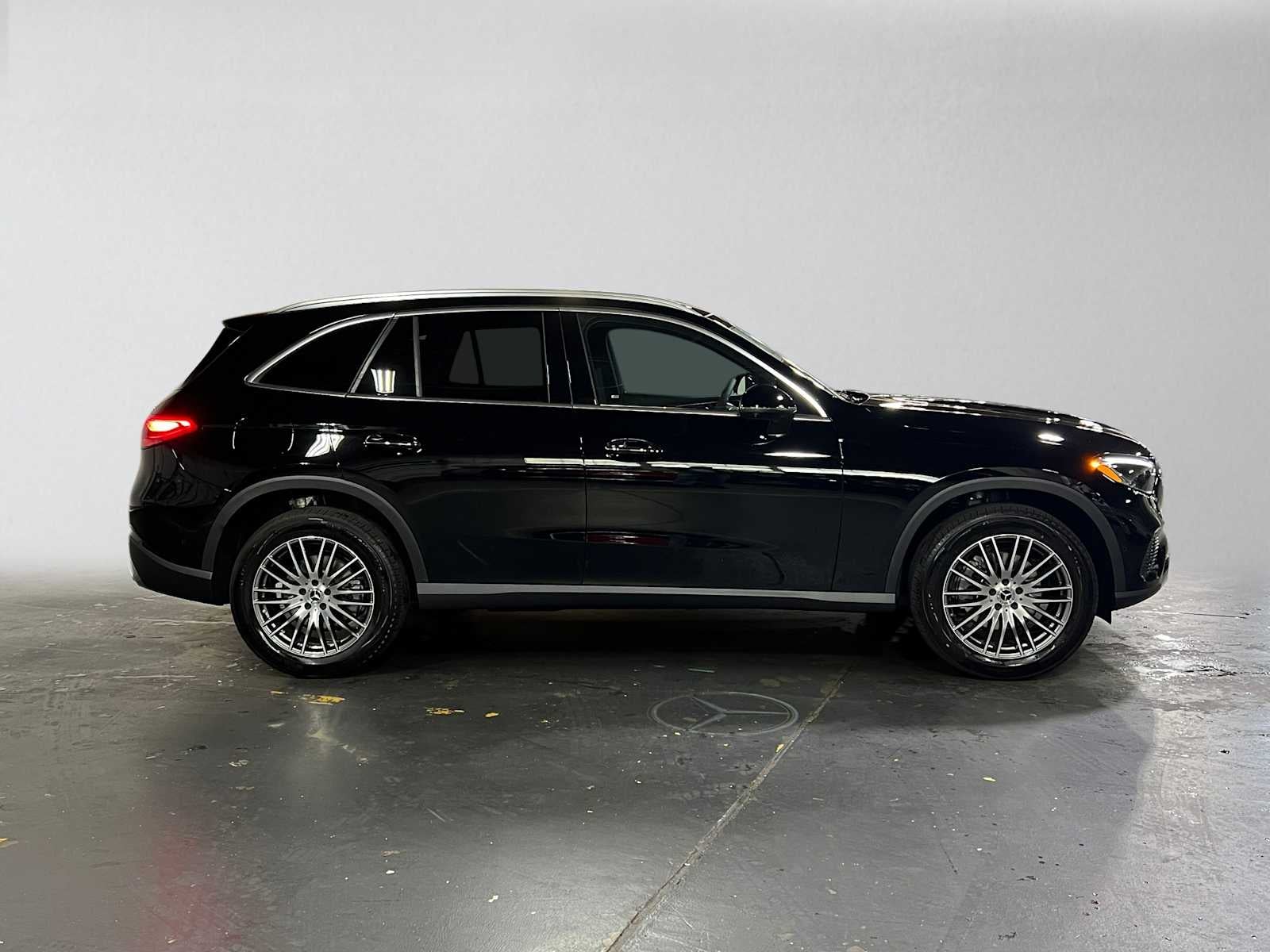 2027 Mercedes-Benz GLC 300 4MATIC® SUV