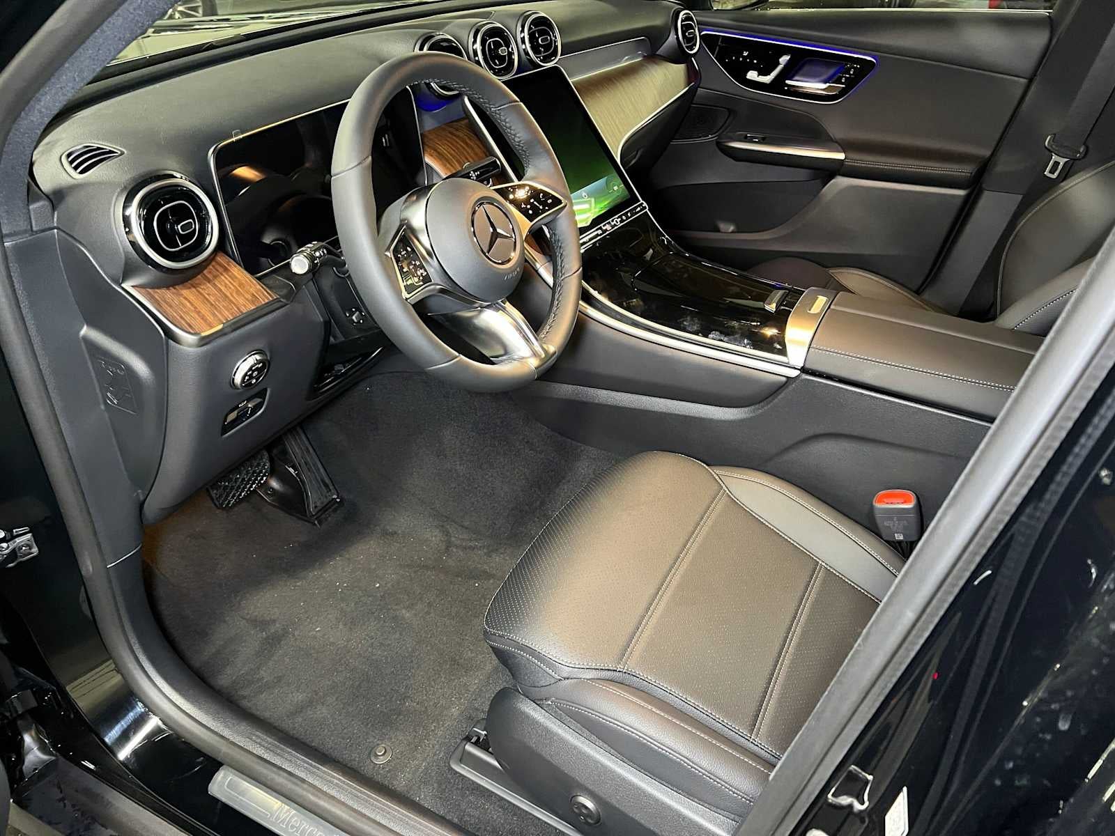 2027 Mercedes-Benz GLC 300 4MATIC® SUV