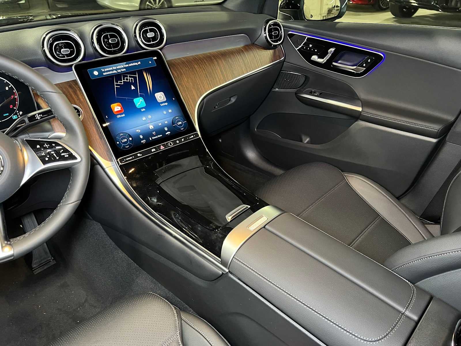 2027 Mercedes-Benz GLC 300 4MATIC® SUV