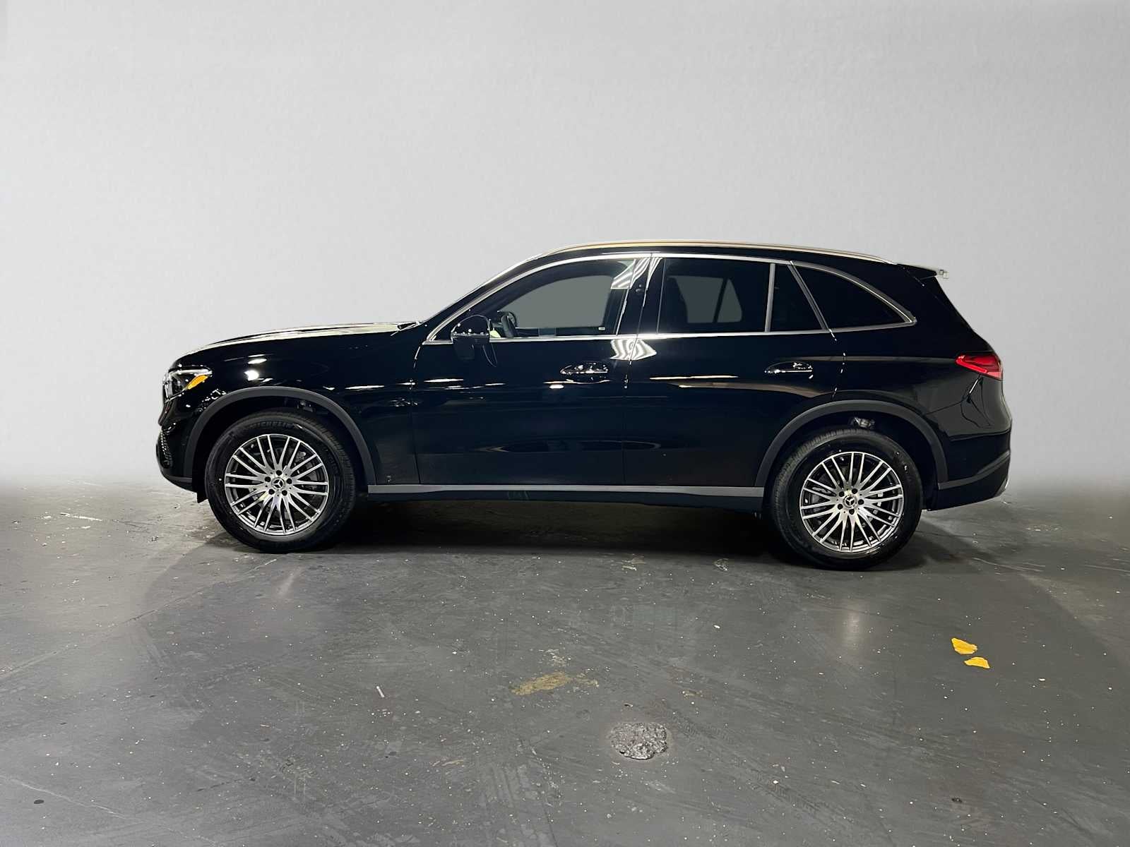 2027 Mercedes-Benz GLC 300 4MATIC® SUV