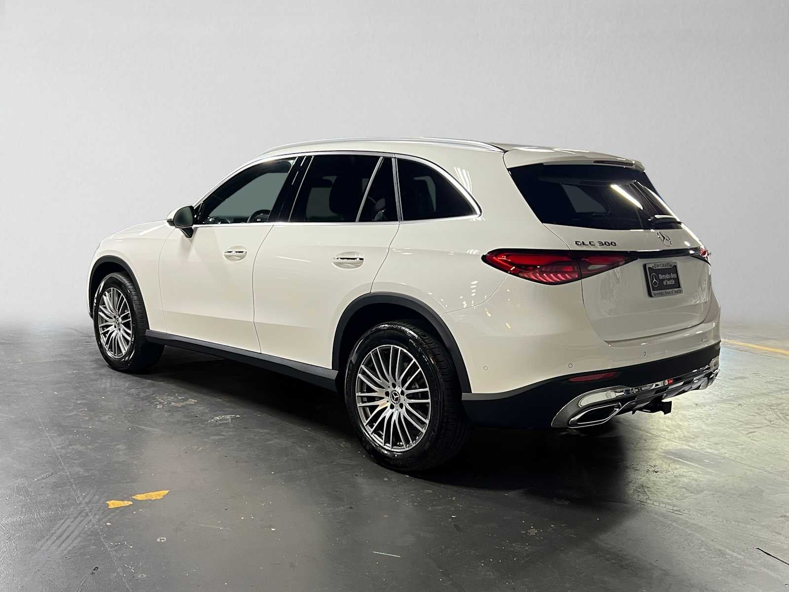 2027 Mercedes-Benz GLC 300 4MATIC® SUV