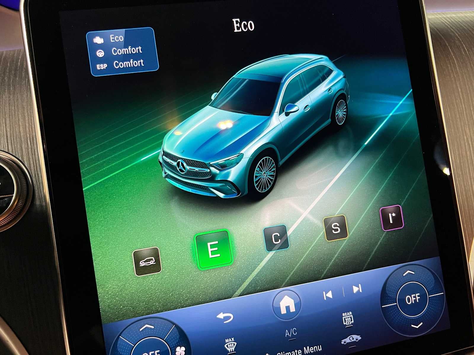 2027 Mercedes-Benz GLC 300 4MATIC® SUV