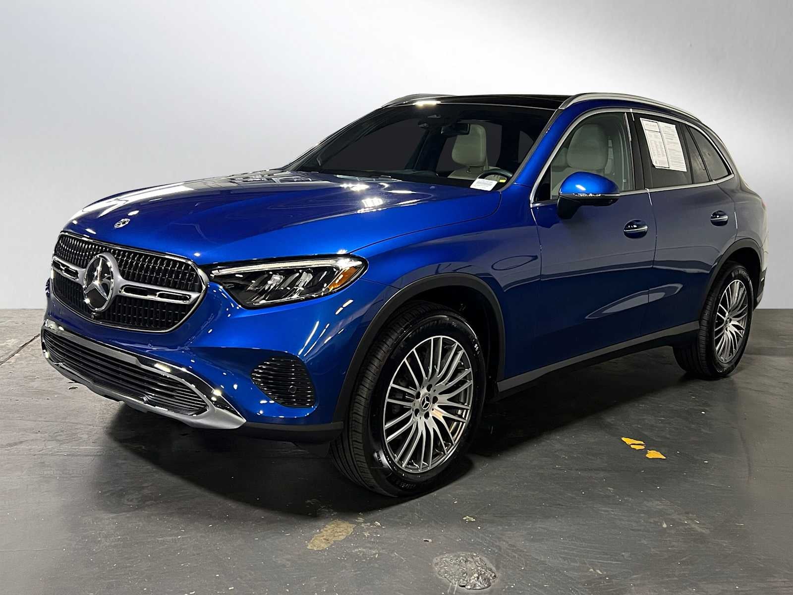 2025 Mercedes-Benz GLC GLC 300