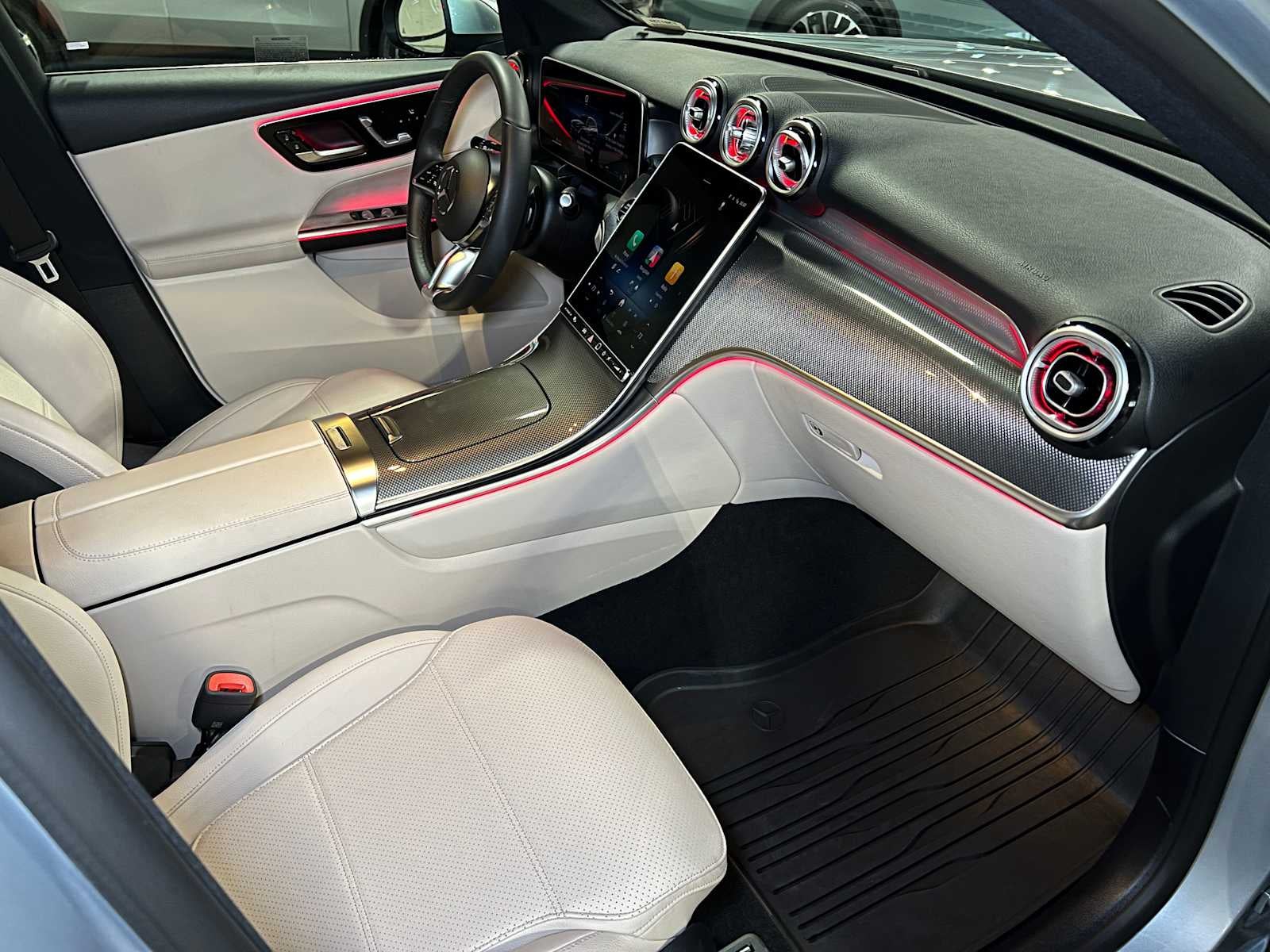 2025 Mercedes-Benz GLC 300 GLC 300