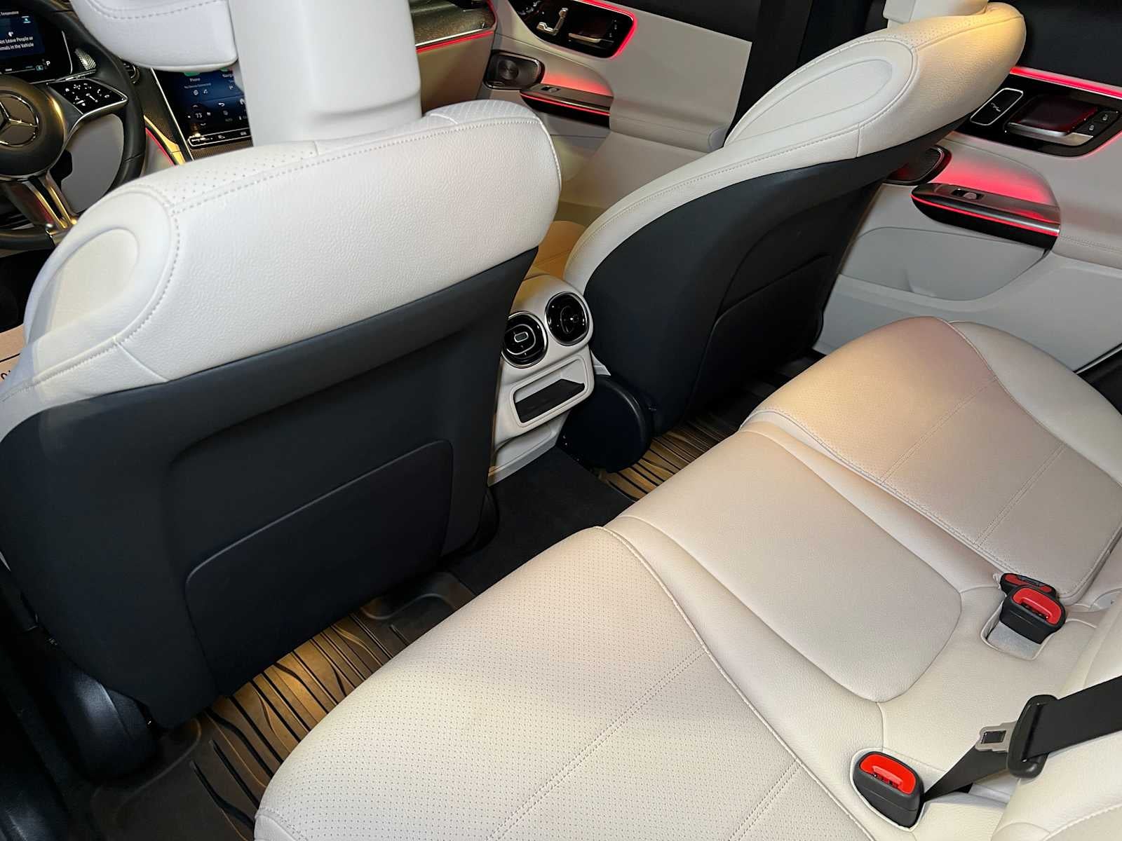 2025 Mercedes-Benz GLC 300 GLC 300