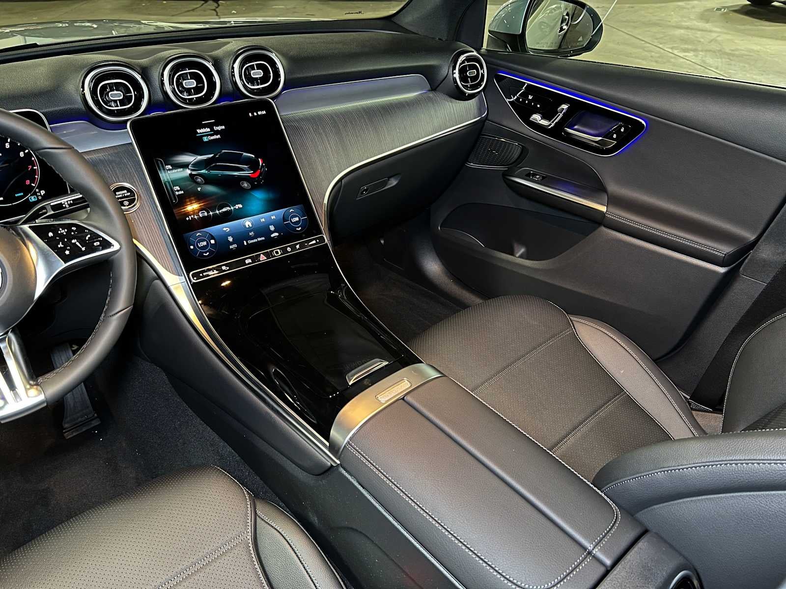 2026 Mercedes-Benz GLC 300 4MATIC® SUV