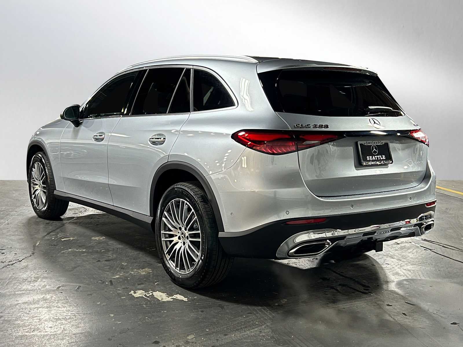 2026 Mercedes-Benz GLC 300 4MATIC® SUV