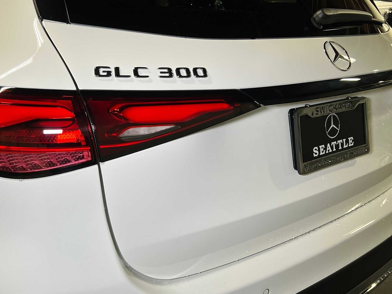 2027 Mercedes-Benz GLC 300 4MATIC® SUV