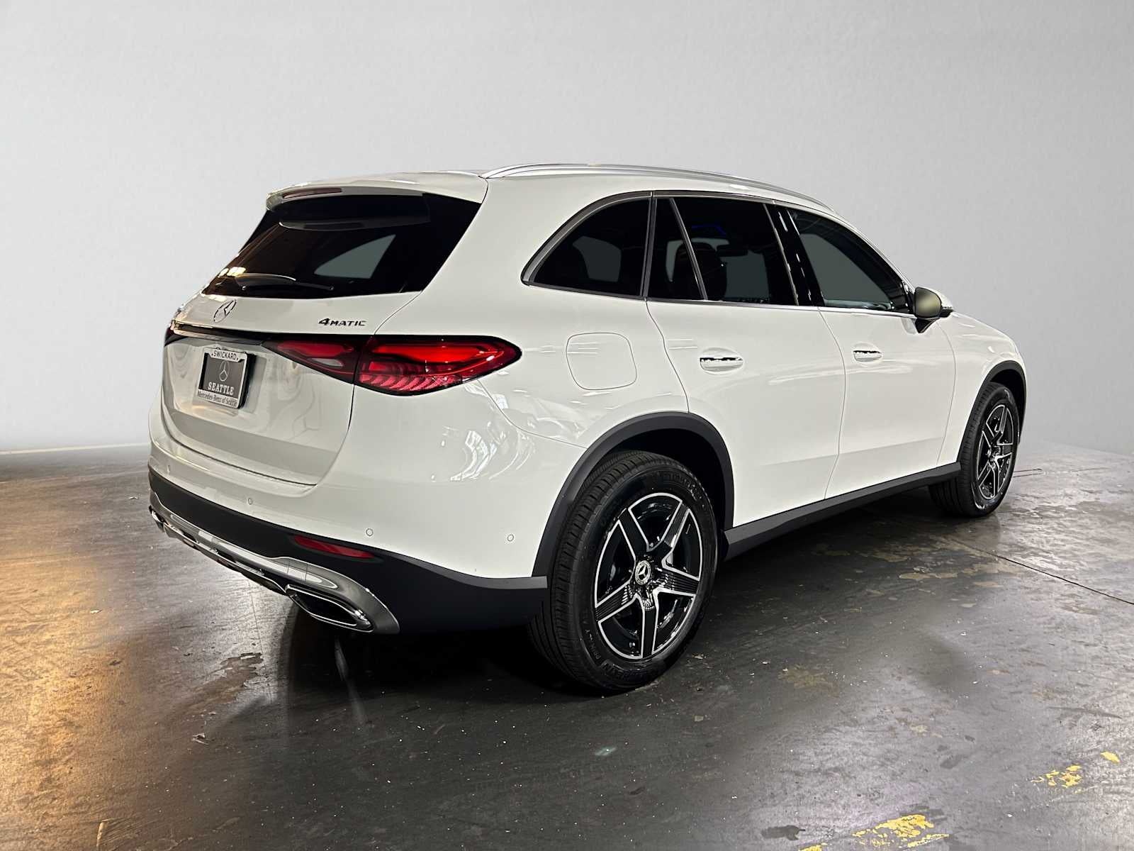 2027 Mercedes-Benz GLC 300 4MATIC® SUV