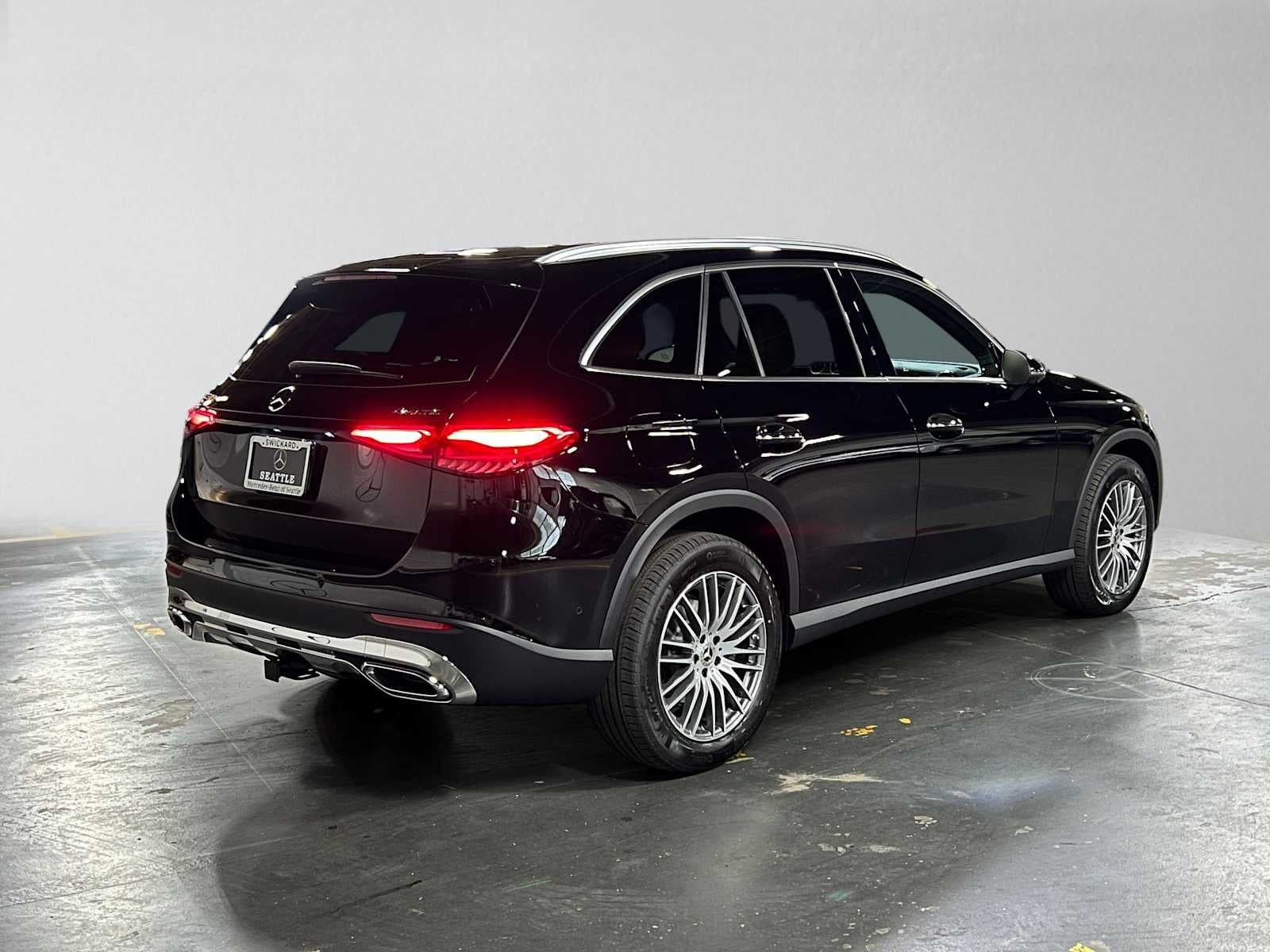 2027 Mercedes-Benz GLC 300 4MATIC® SUV