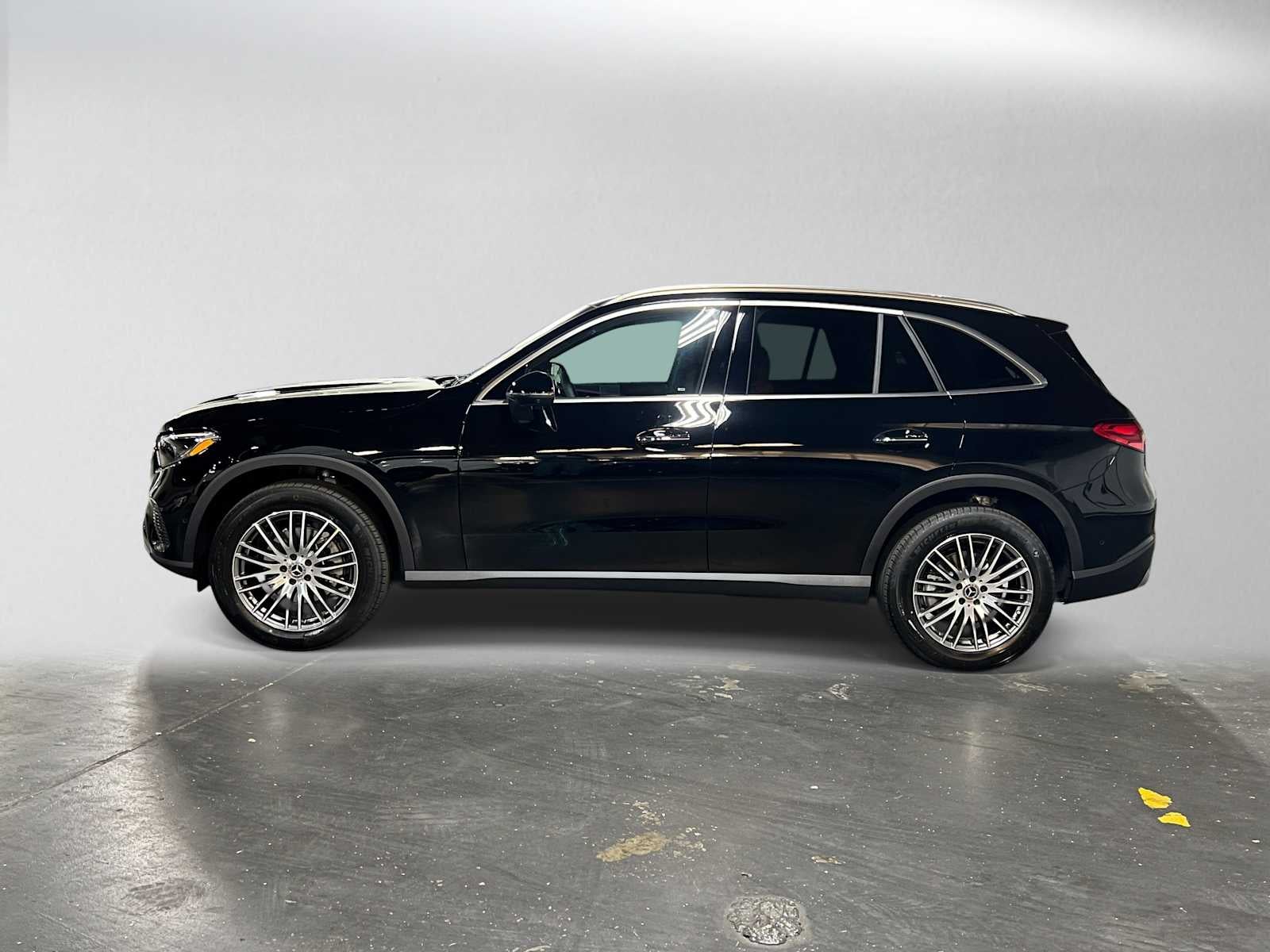 2027 Mercedes-Benz GLC 300 4MATIC® SUV
