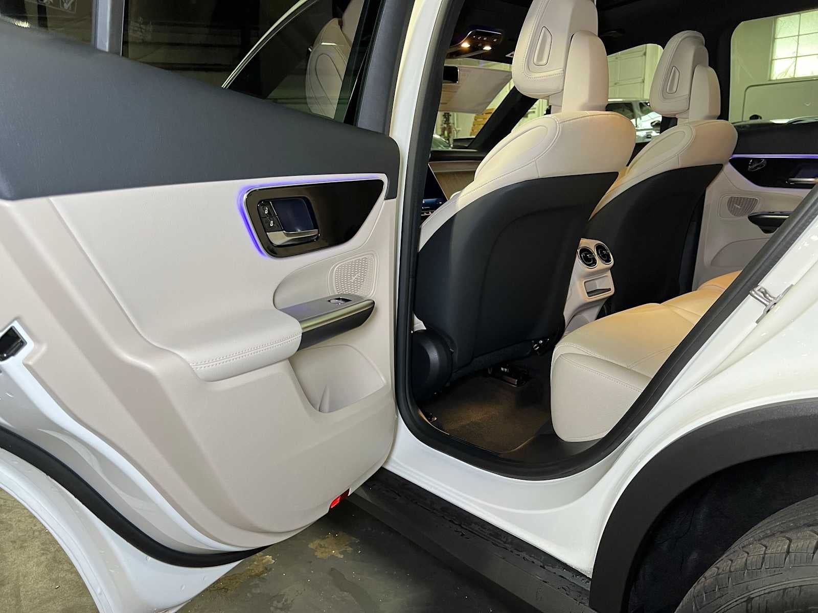 2027 Mercedes-Benz GLC 300 4MATIC® SUV