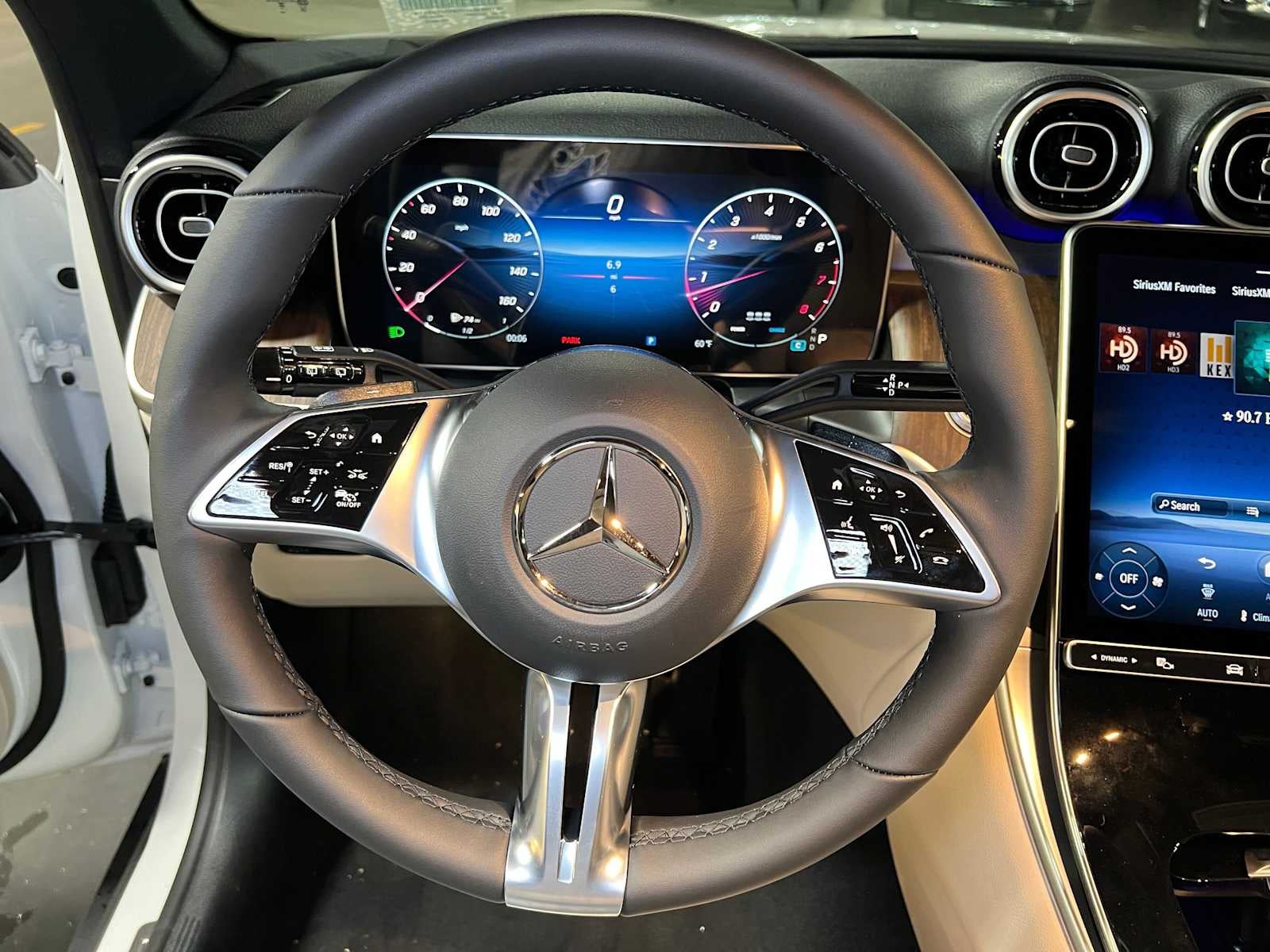 2027 Mercedes-Benz GLC 300 4MATIC® SUV