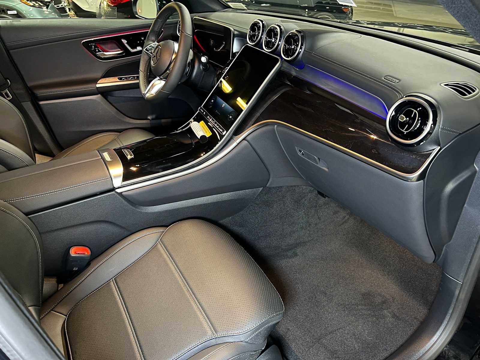 2027 Mercedes-Benz GLC 300 4MATIC® SUV