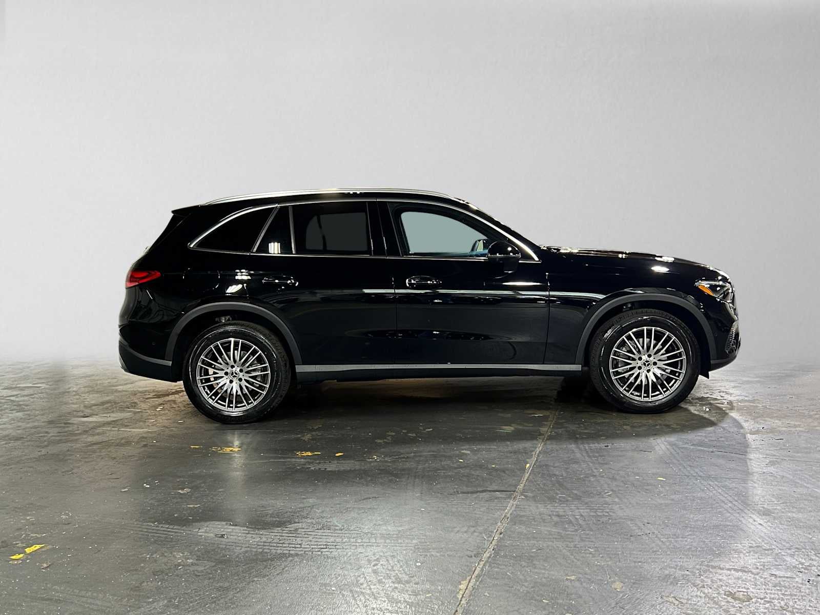2027 Mercedes-Benz GLC 300 4MATIC® SUV