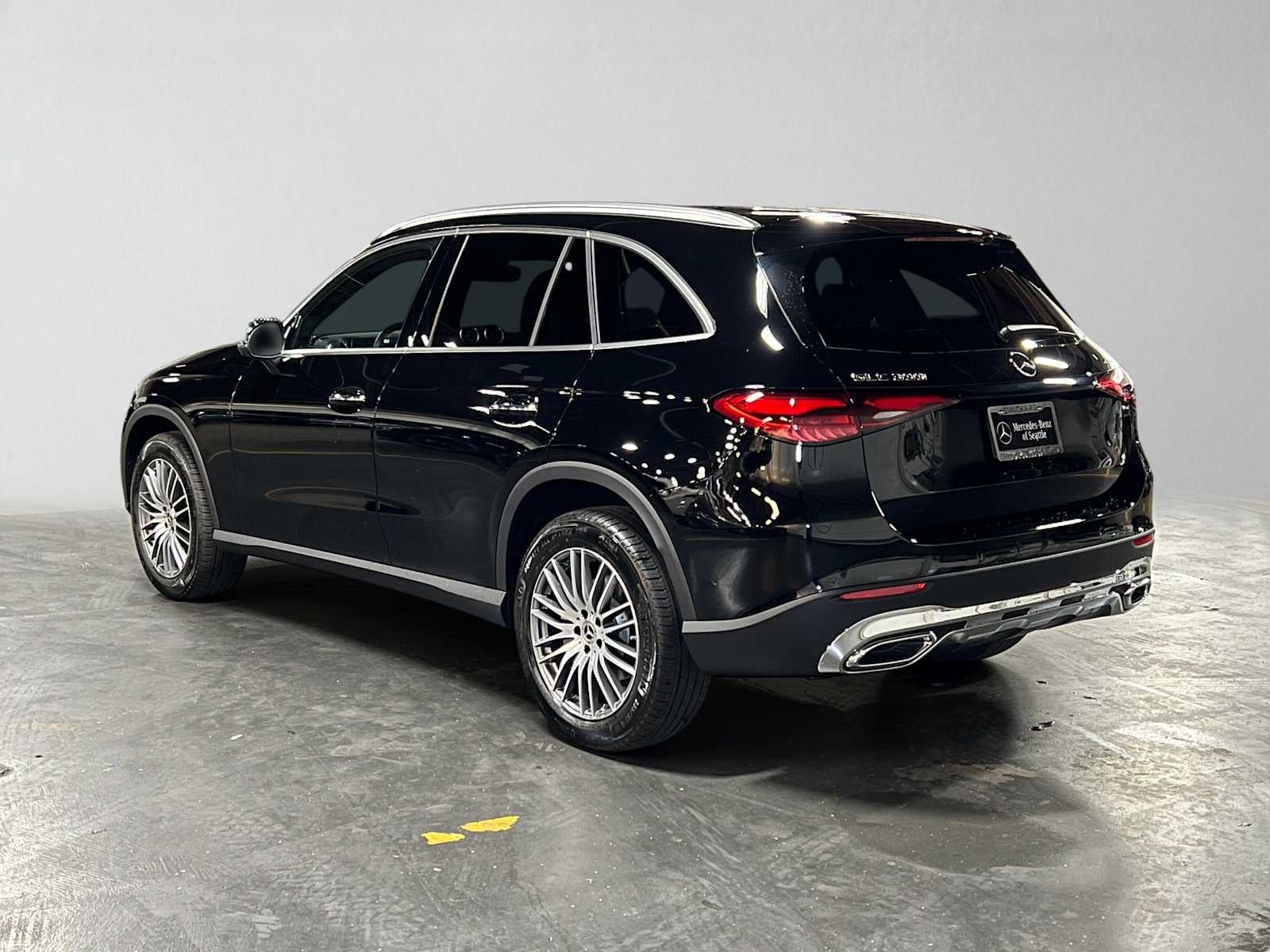 2027 Mercedes-Benz GLC 300 4MATIC® SUV