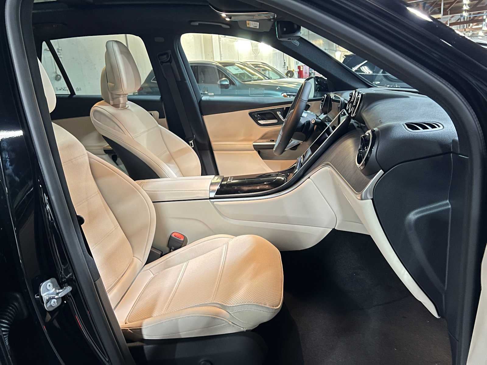 2027 Mercedes-Benz GLC 300 4MATIC® SUV