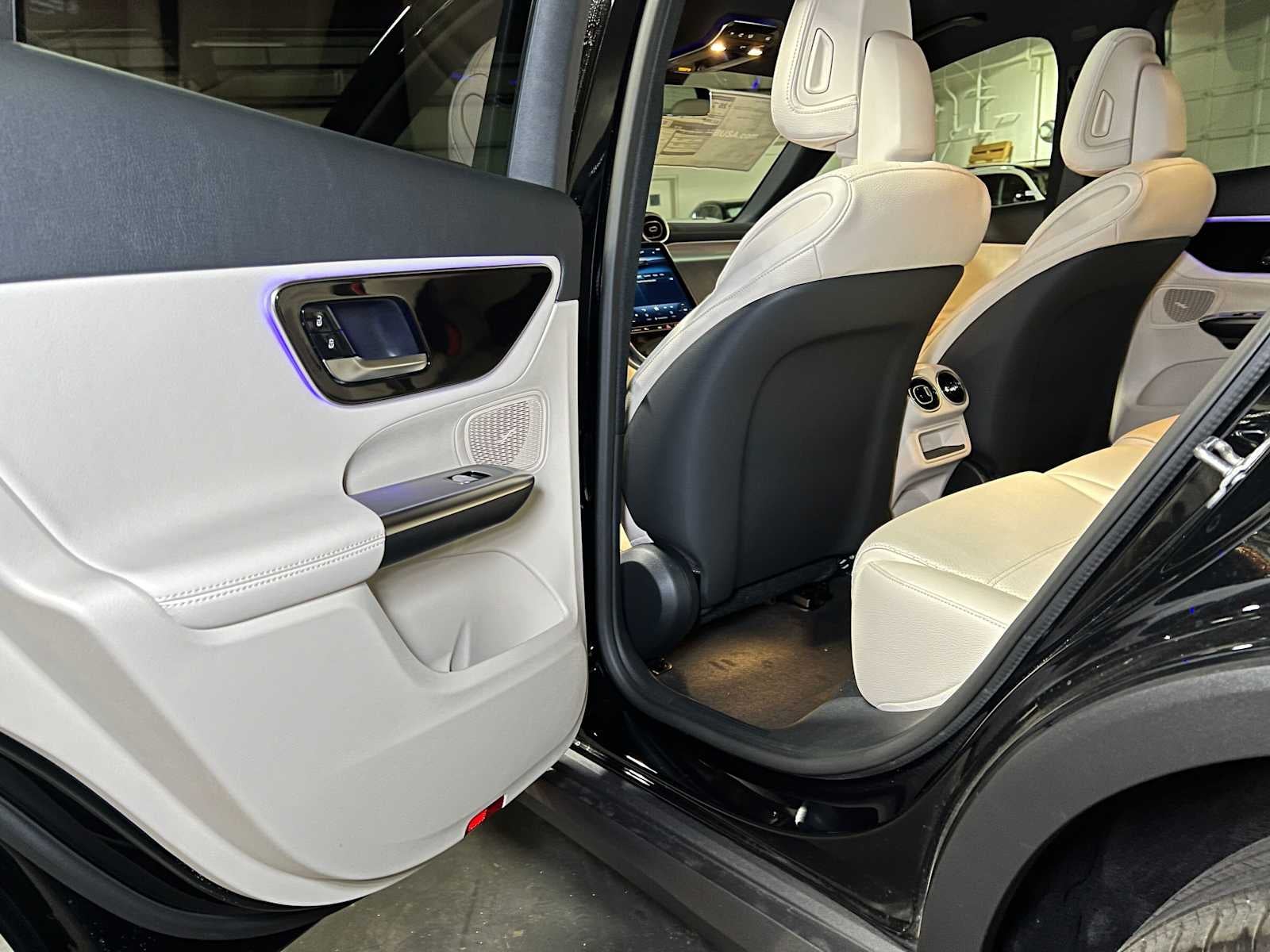 2027 Mercedes-Benz GLC 300 4MATIC® SUV