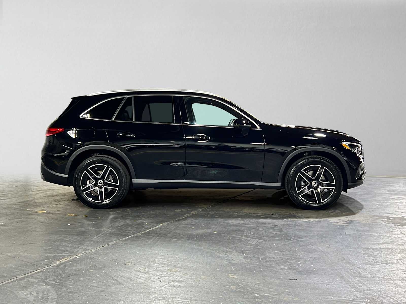 2027 Mercedes-Benz GLC 300 4MATIC® SUV