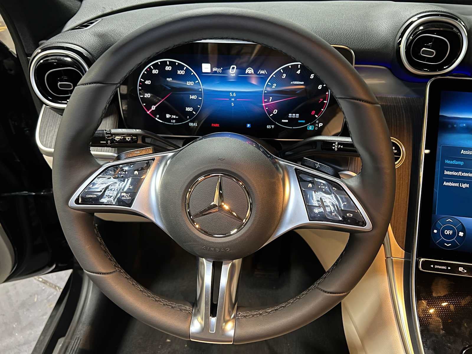2027 Mercedes-Benz GLC 300 4MATIC® SUV