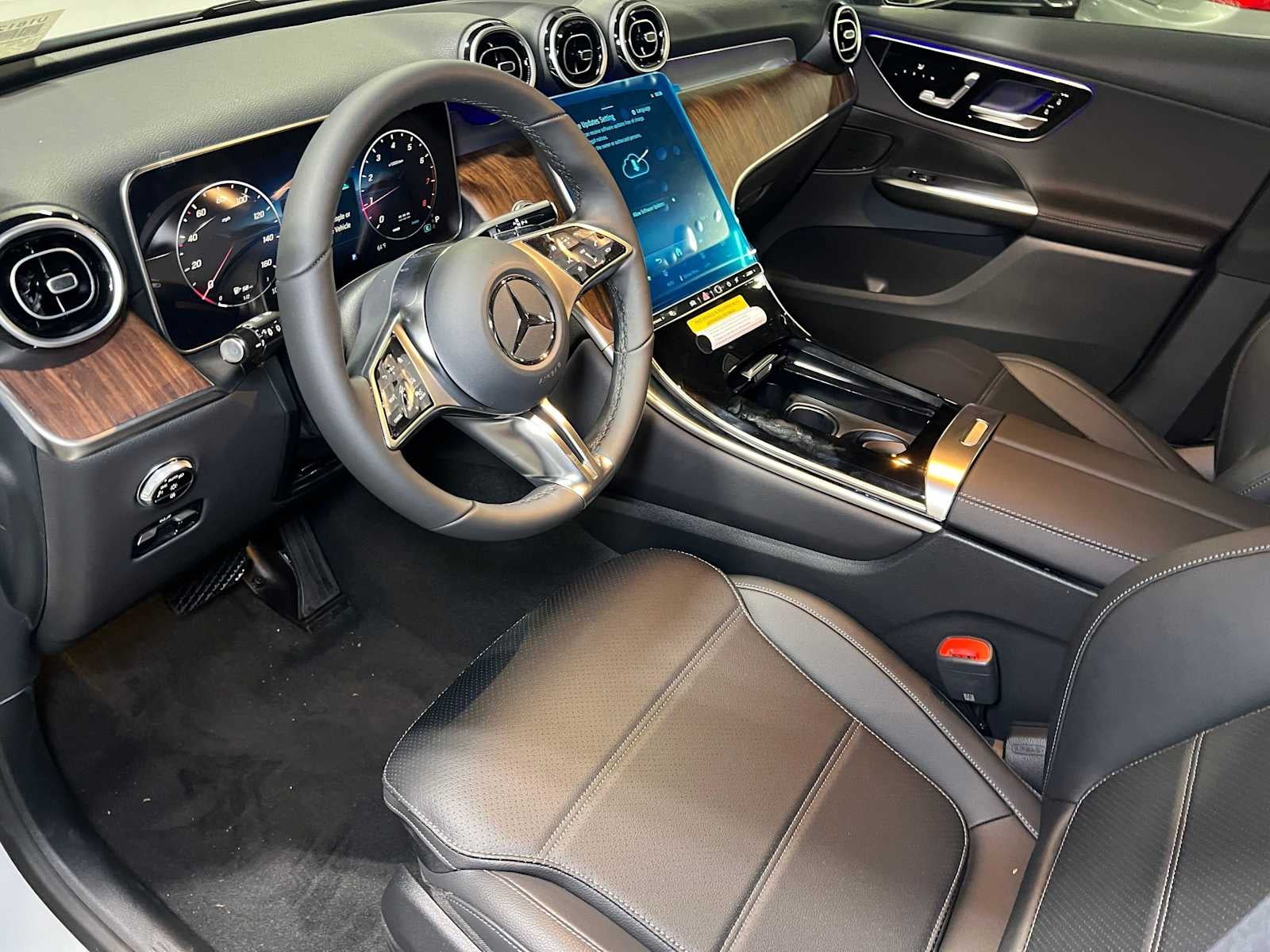 2027 Mercedes-Benz GLC 300 4MATIC® SUV
