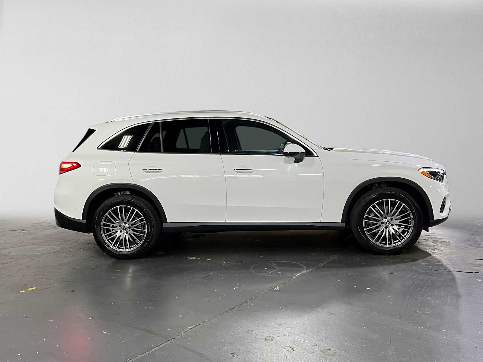 2027 Mercedes-Benz GLC 300 4MATIC® SUV