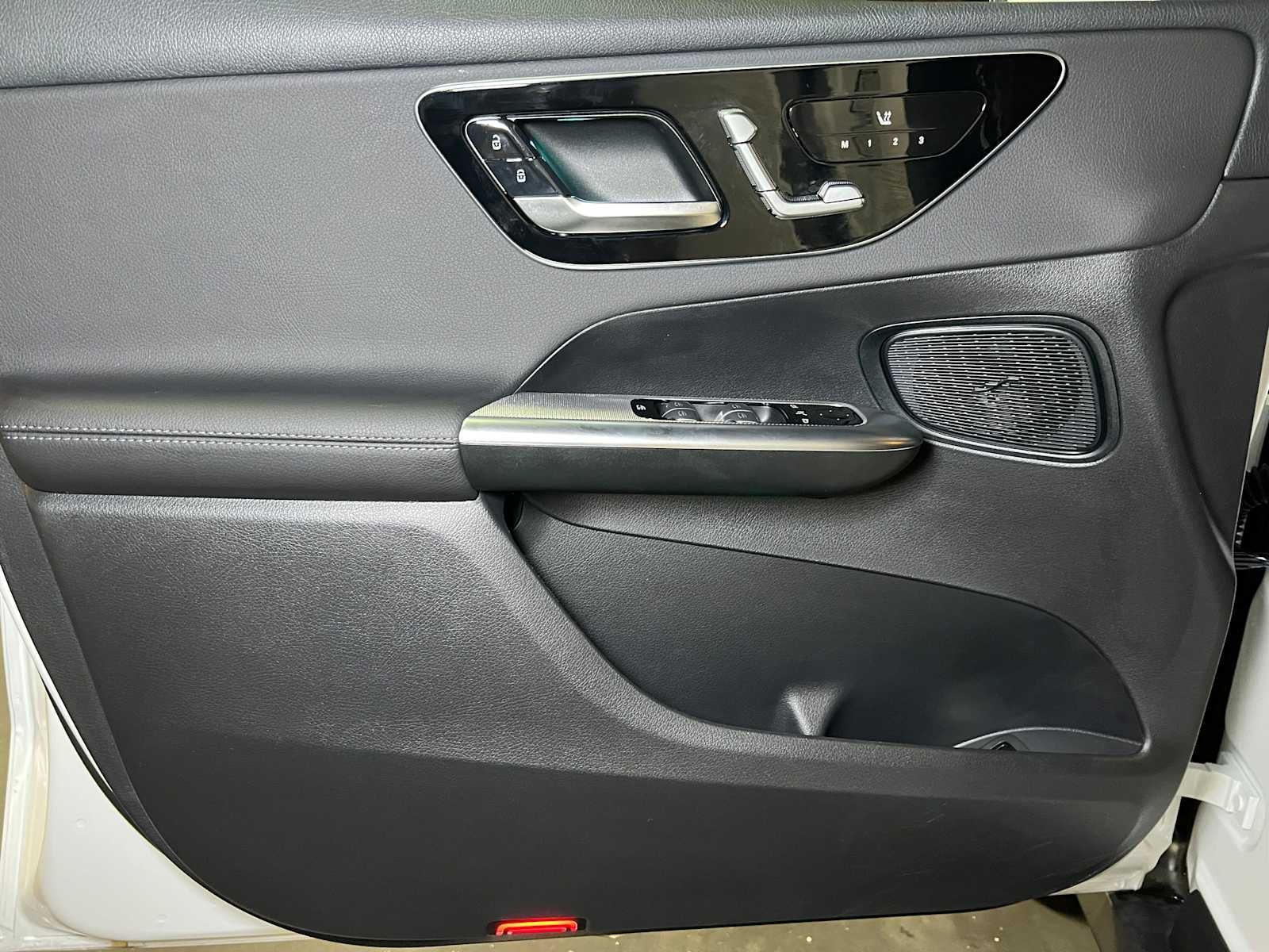 2025 Mercedes-Benz GLC GLC 300