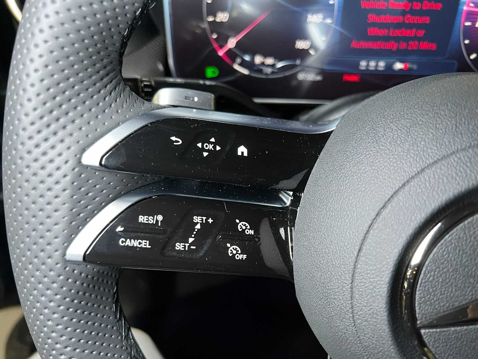 2025 Mercedes-Benz GLC GLC 300