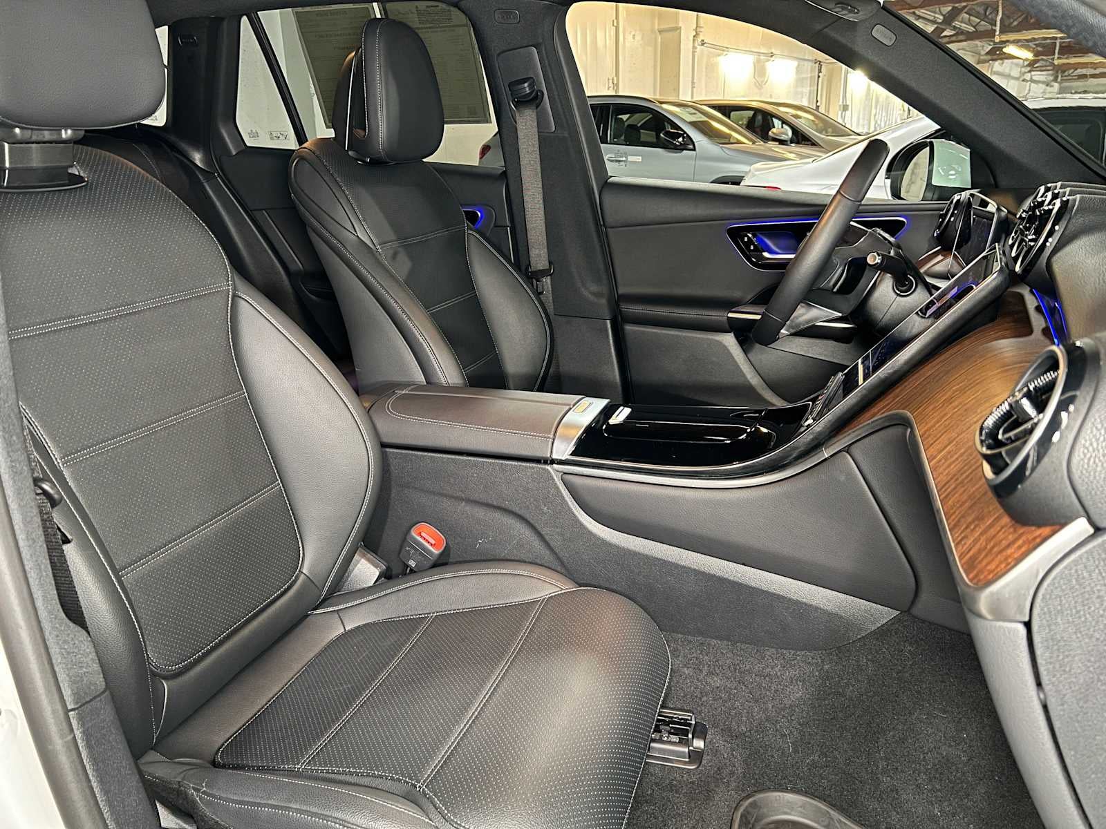 2025 Mercedes-Benz GLC 300 GLC 300