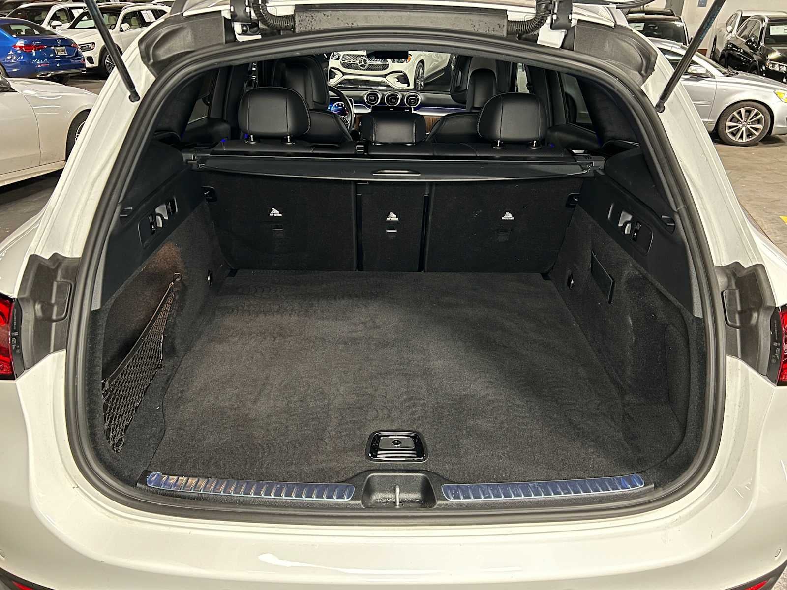 2025 Mercedes-Benz GLC 300 GLC 300