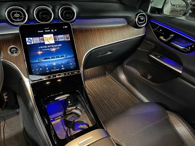 2025 Mercedes-Benz GLC 300 GLC 300