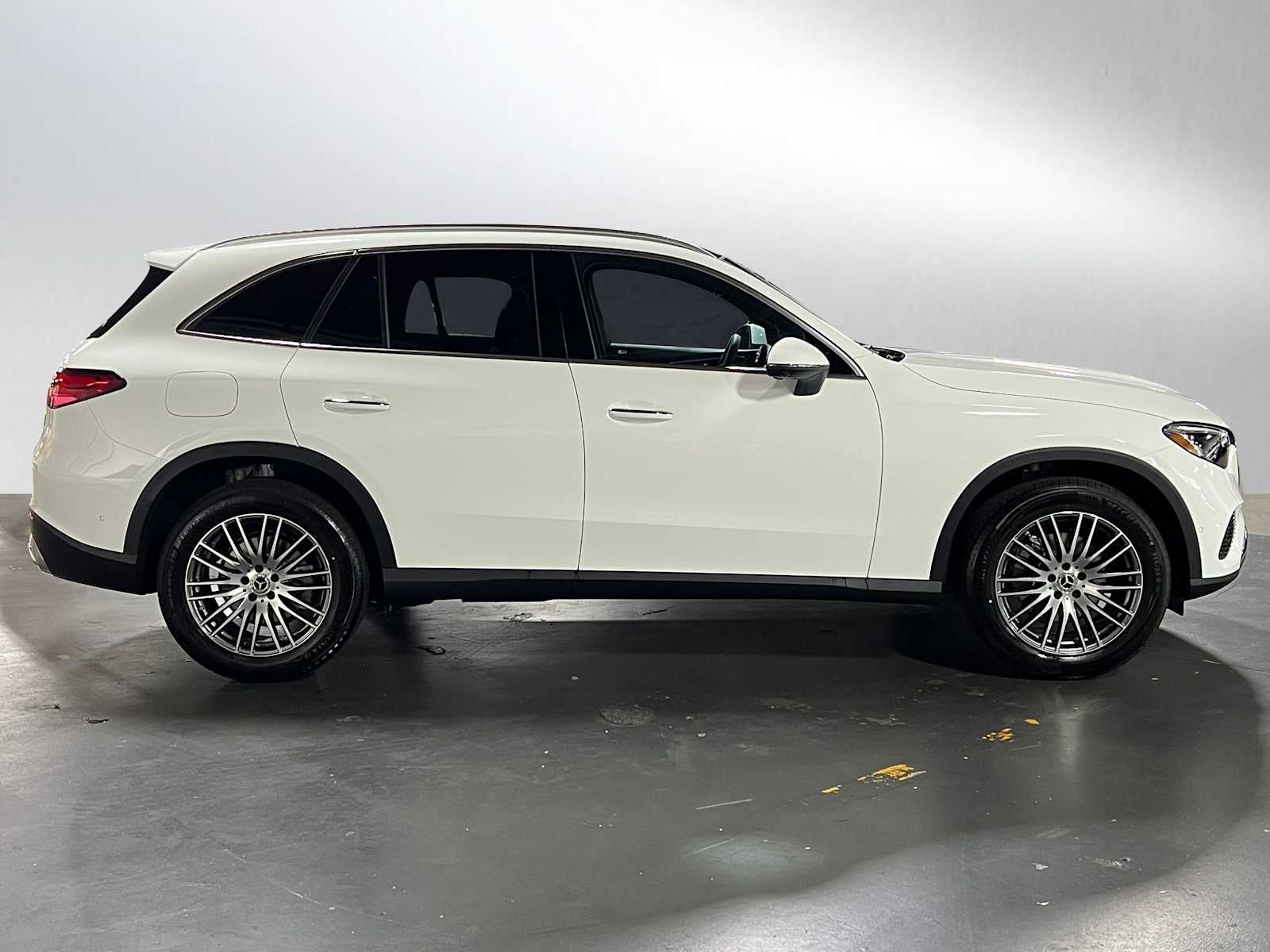 2025 Mercedes-Benz GLC GLC 300