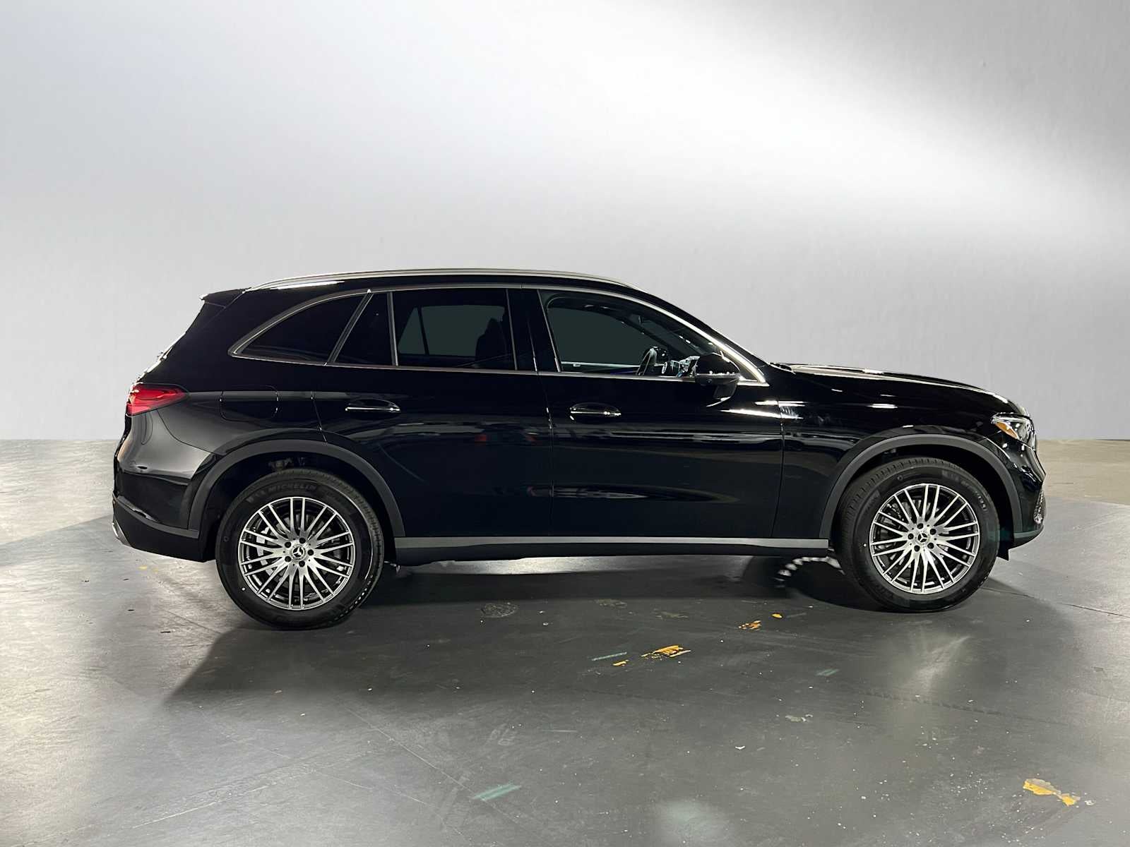 2025 Mercedes-Benz GLC GLC 300
