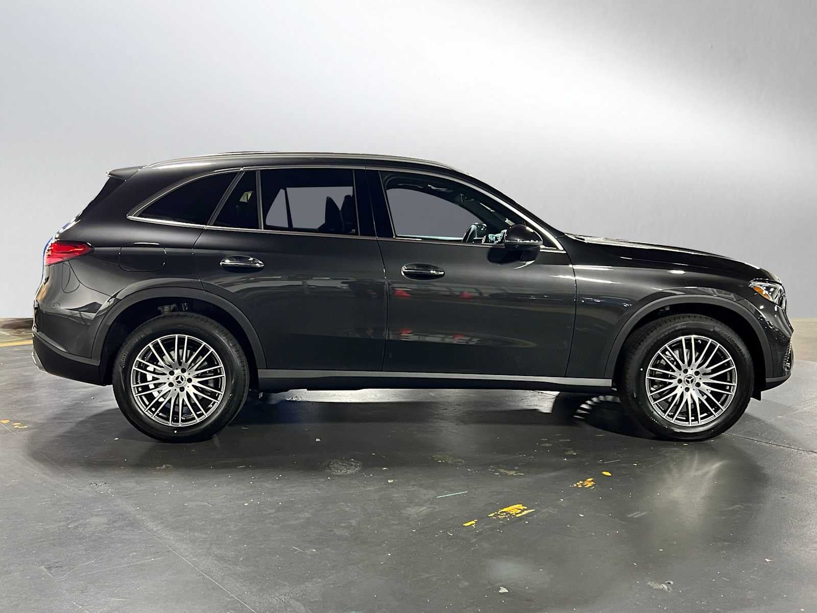 2025 Mercedes-Benz GLC GLC 300