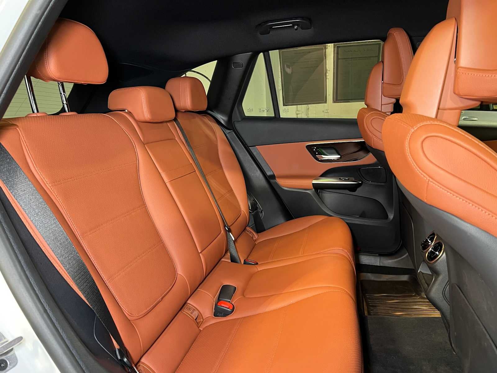 2025 Mercedes-Benz GLC GLC 300