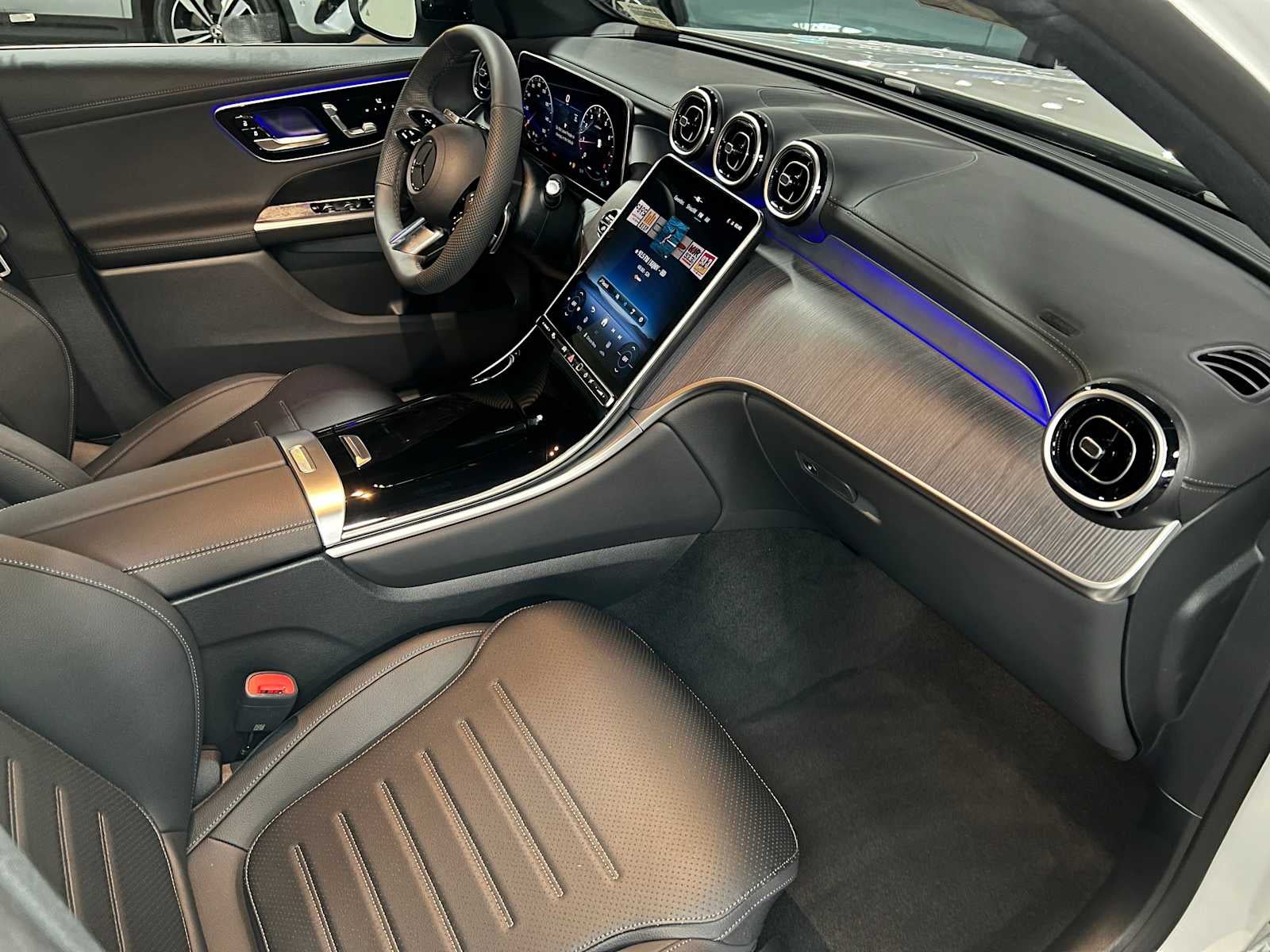 2026 Mercedes-Benz GLC 300 4MATIC® SUV