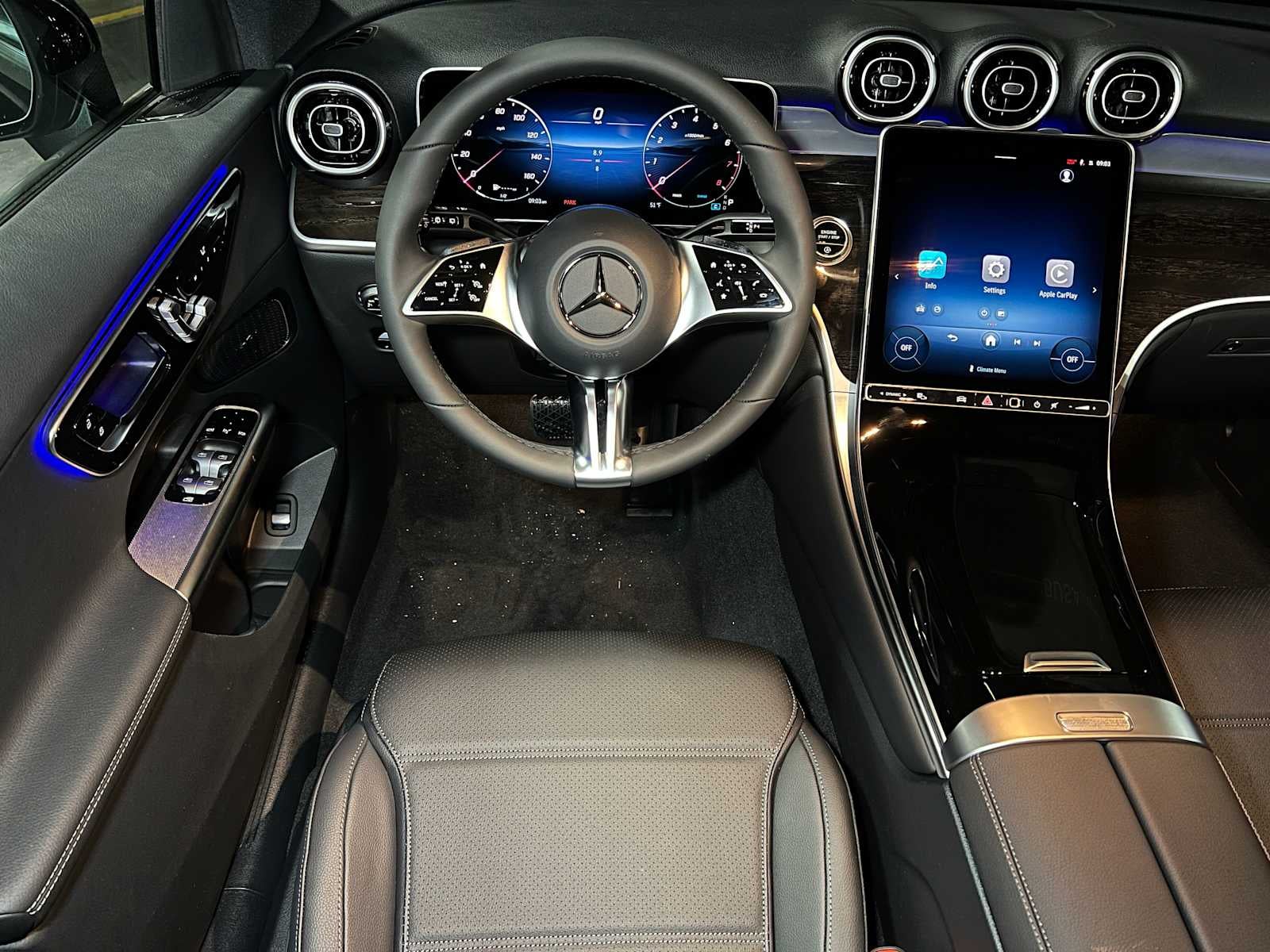 2026 Mercedes-Benz GLC 300 4MATIC® SUV