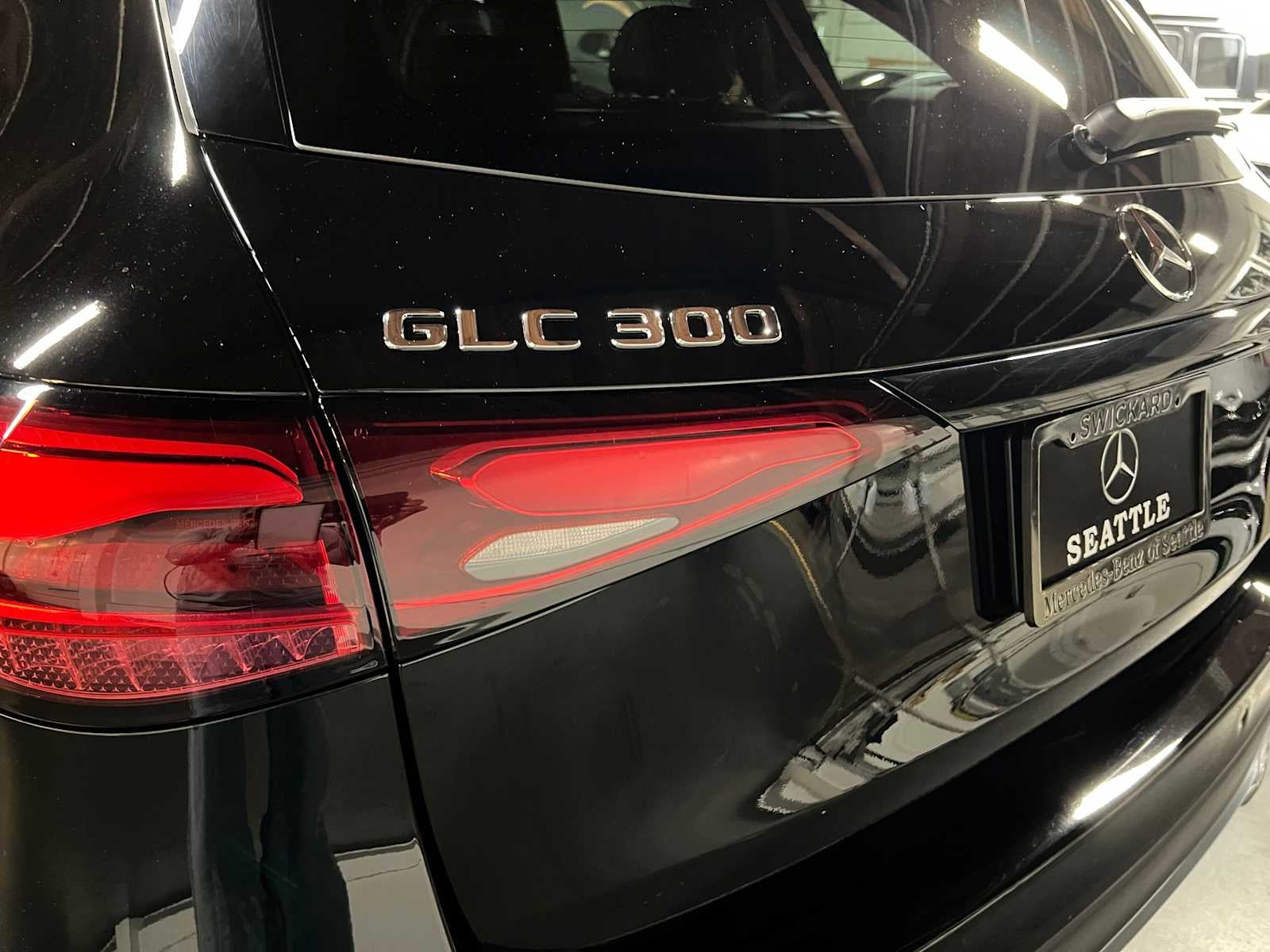 2027 Mercedes-Benz GLC 300 4MATIC® SUV