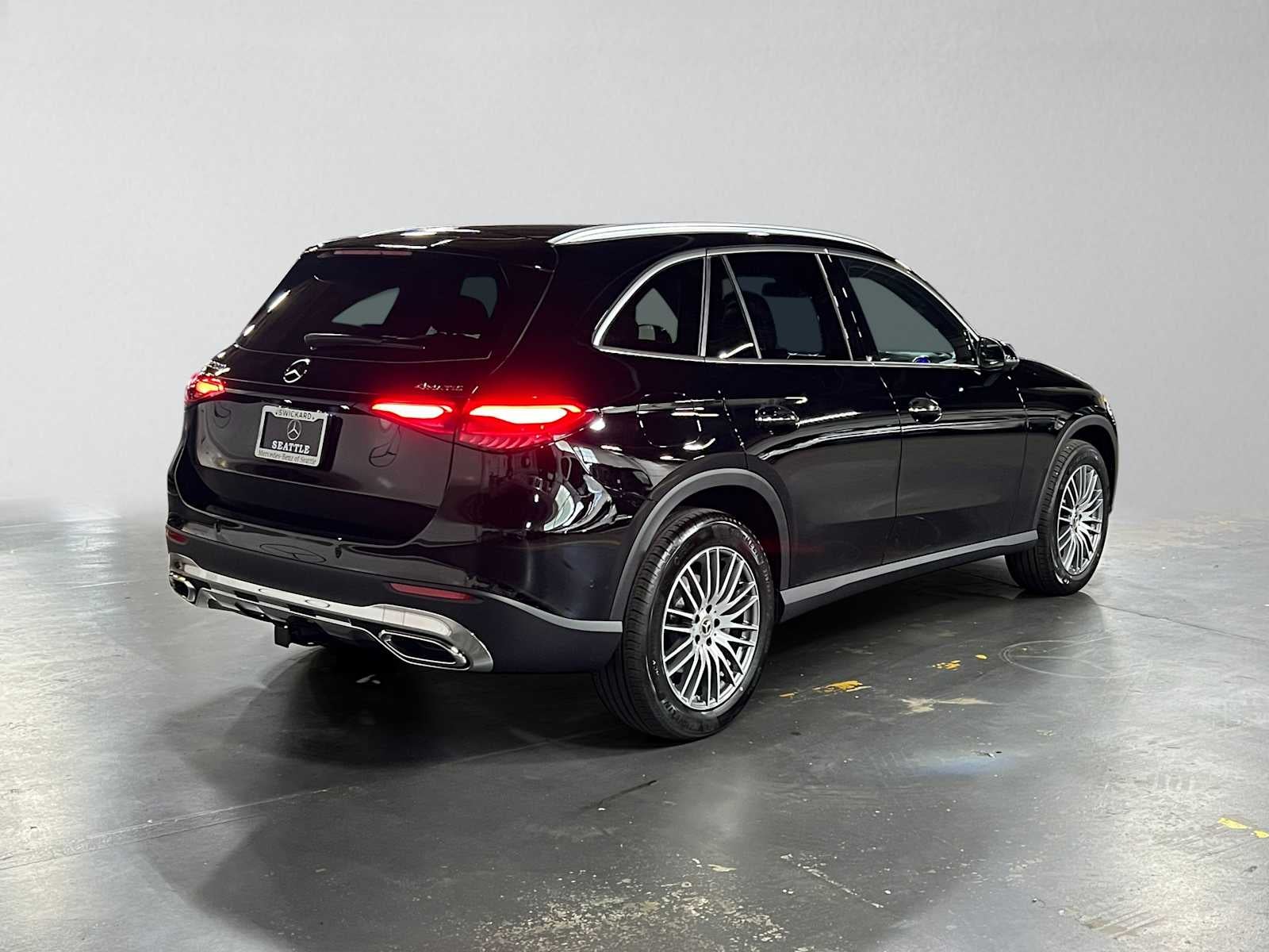 2027 Mercedes-Benz GLC 300 4MATIC® SUV