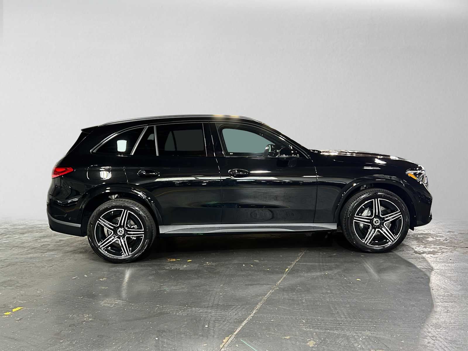 2027 Mercedes-Benz GLC 300 4MATIC® SUV