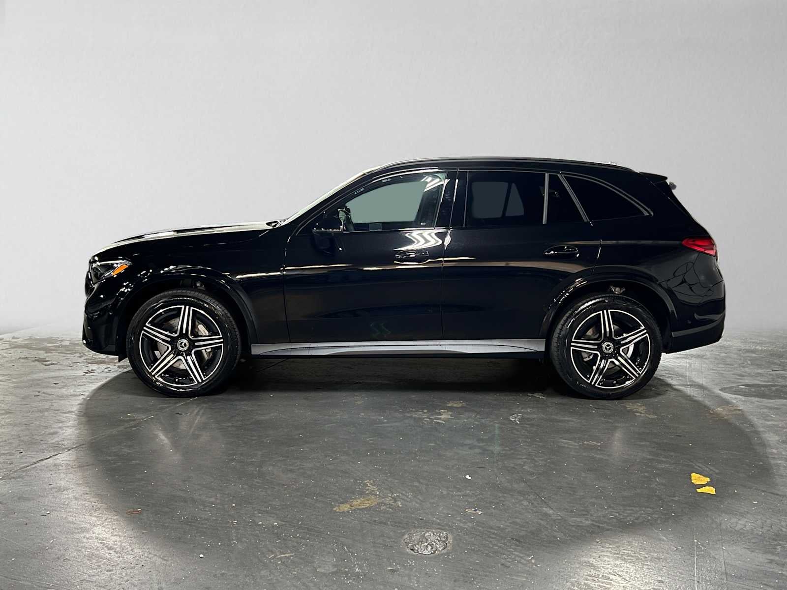 2027 Mercedes-Benz GLC 300 4MATIC® SUV