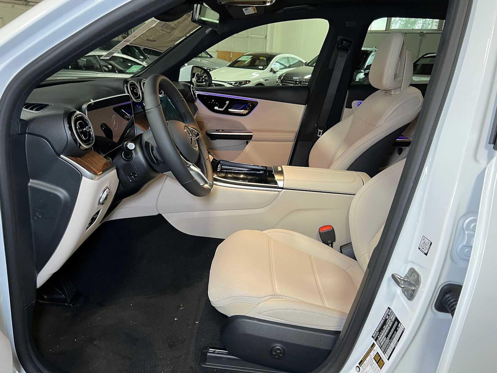 2027 Mercedes-Benz GLC 350e 4MATIC® SUV