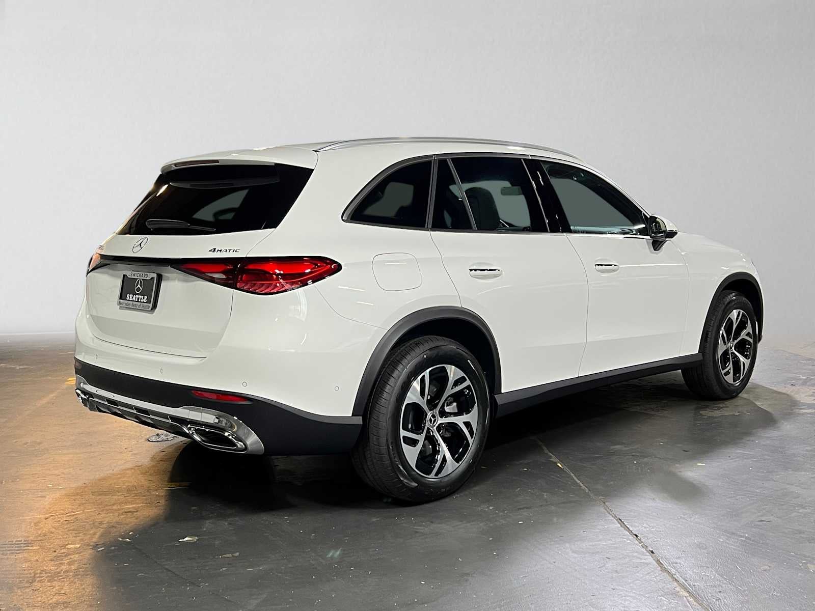 2027 Mercedes-Benz GLC 350e 4MATIC® SUV